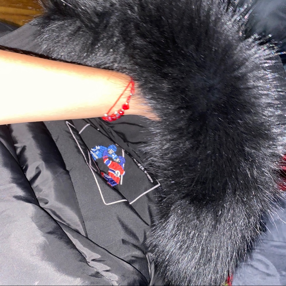 Coat - Picture 4 of 6